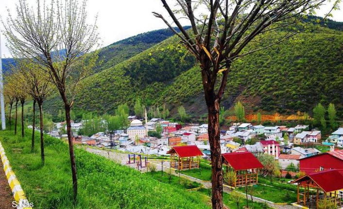 Başkanı Covid-19 tedavisi gören belde karantinaya alındı