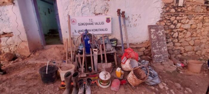 Define avcılarına suçüstü