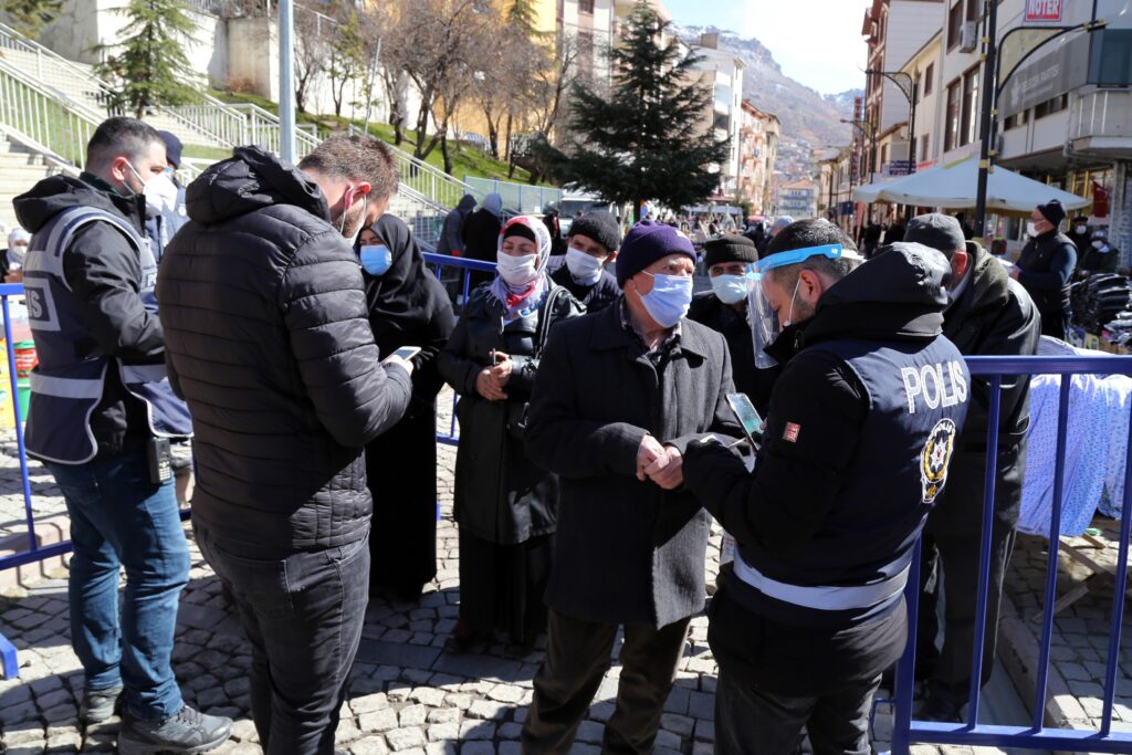 Gümüşhane’de “kırmızı” şaşkınlığı ve üzüntüsü