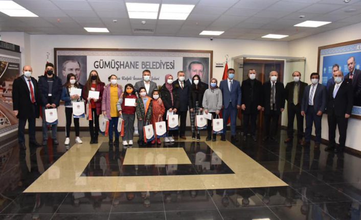 İstiklal ve Akif’i anlattılar