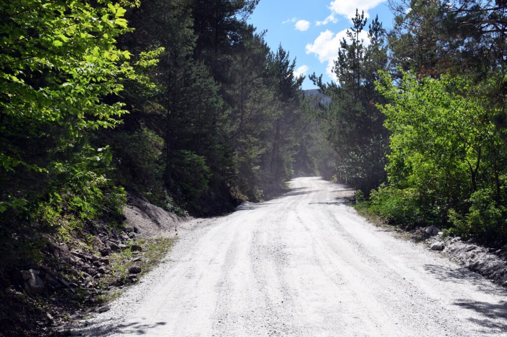 Torul Belediyesi’nden 5 km’lik stabilize yol