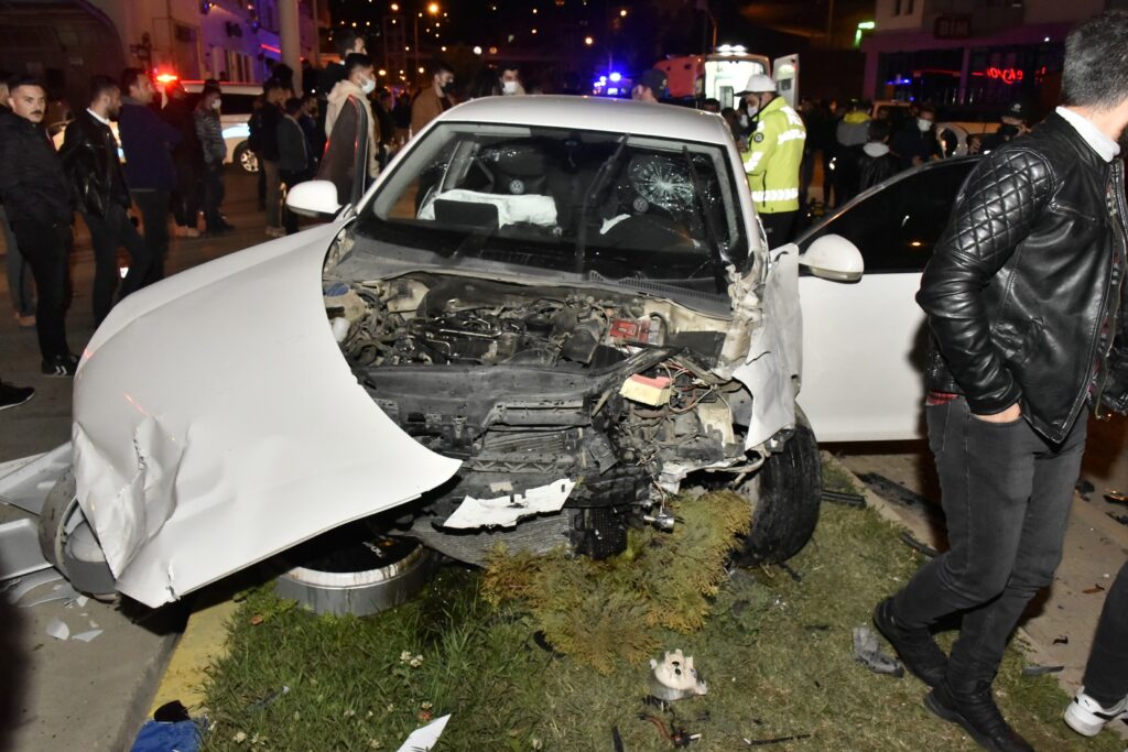 Gümüşhane’de trafik kazası: 4 yaralı