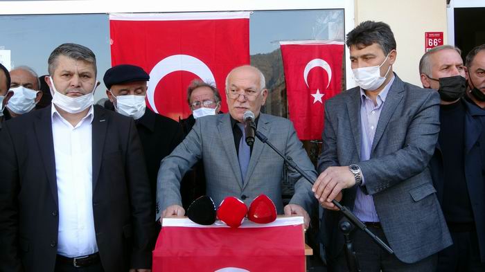 Kürtün’de sınır isyanı