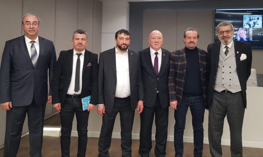 Kolaylı: Bik Tarife Artışı Basına Can Suyu Olacak