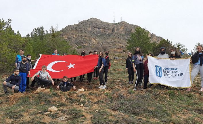 23 Nisan’da çocuklar 250 fidanı toprakla buluşturdu