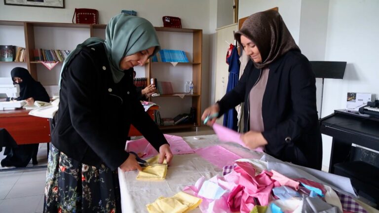 ‘Kırkyama’ geleneğiyle israfın önüne geçiyorlar