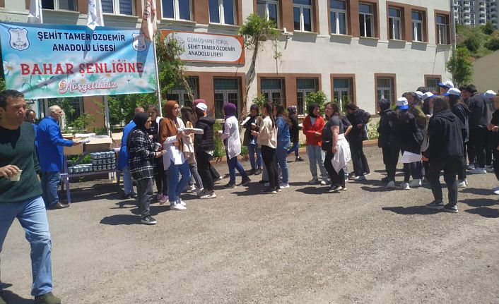 Şehit Tamer Özdemir Anadolu Lisesinden anlamlı bahar şenliği