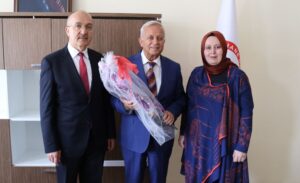 Turizm Fakültesi’nde Bayrak Değişimi