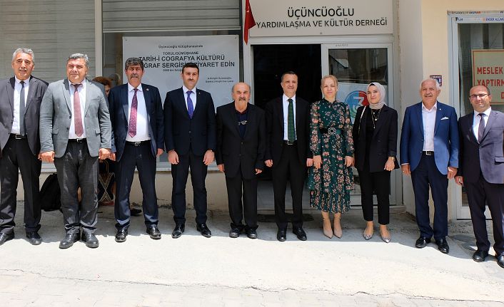 Vali Taşbilek 55 yıllık emekle hazırlanan sergiyi ziyaret etti