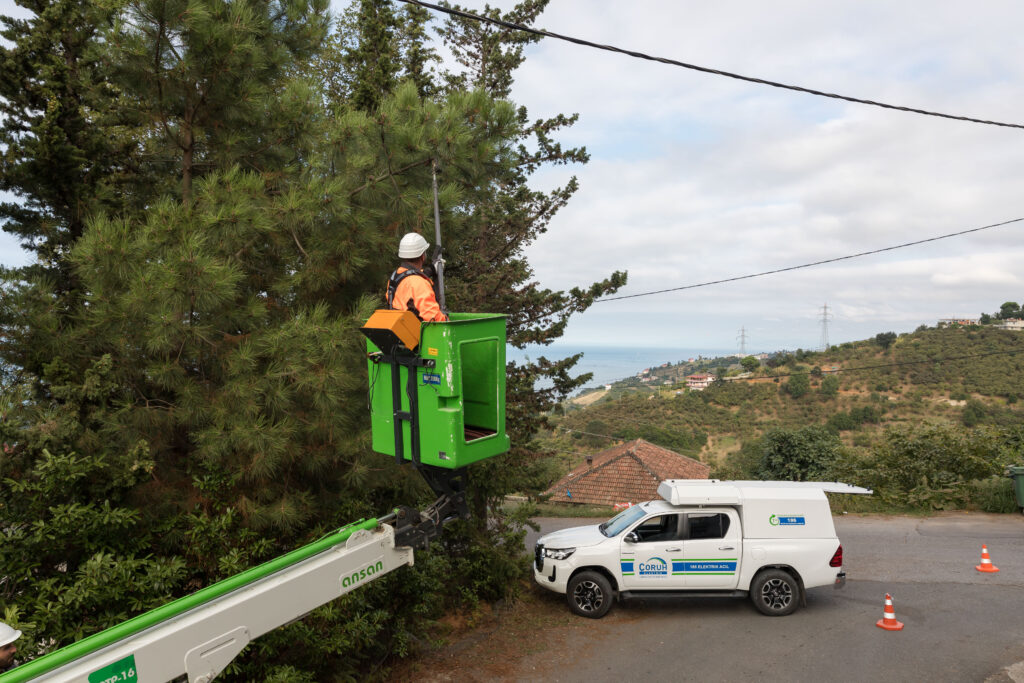 Çoruh EDAŞ: ‘Elektrik Hattına Müdahale Etmeyin’