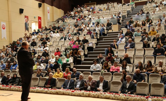 Kuantik Düşünce Boyutunda Uzay, Zaman ve Bilim Konferansı Gerçekleştirildi