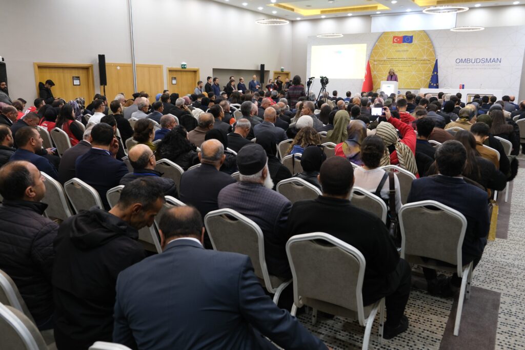 Kamu Başdenetçisi Malkoç Erzincan’da STK temsilcileri ve muhtarlarla buluştu