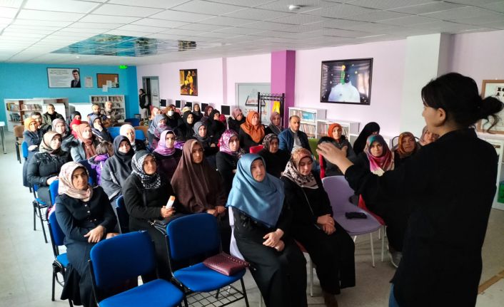 Gümüşhane’de aileler okullu oldu