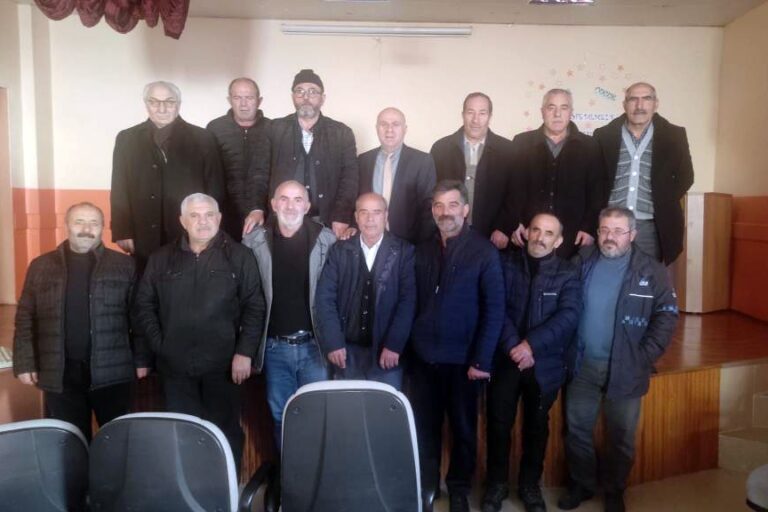 Köse’deki tüm muhtarlara aile okulu kursu