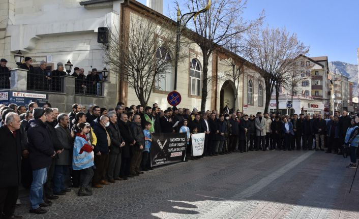 Kur’an-ı Kerim’e yapılan saygısızlık Gümüşhane’de protesto edildi