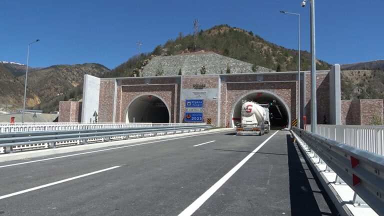 Yeni tünelle Zigana’nın çilesi bitti
