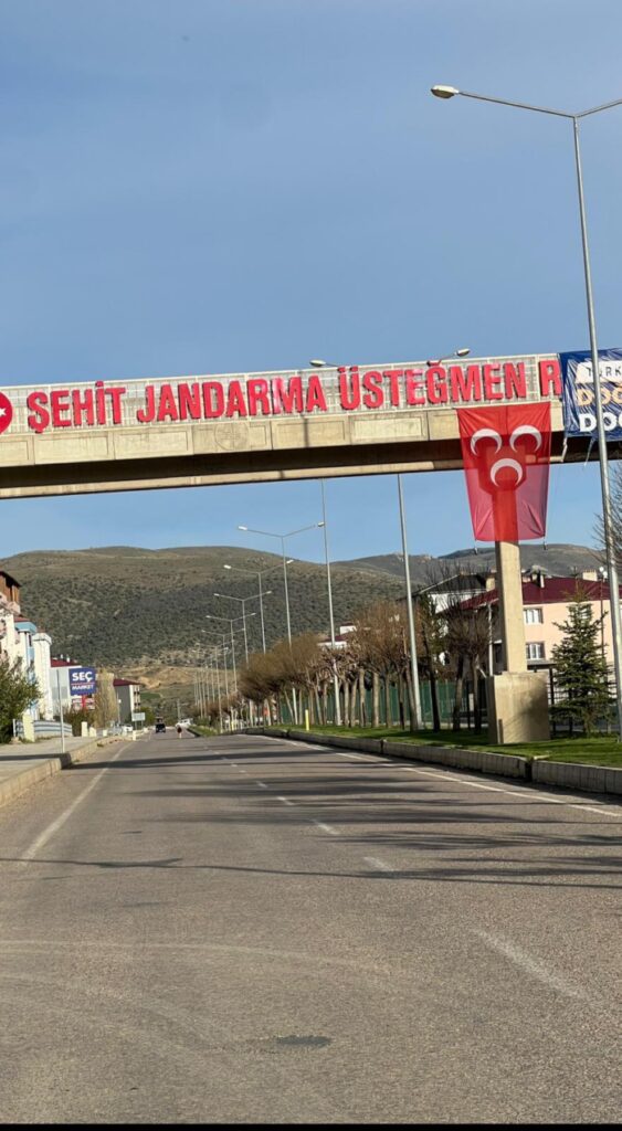 MHP’den vatan evlatlarının anısına duyarlılık