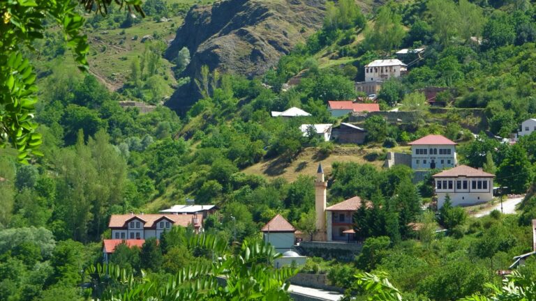 Süleymaniye Mahallesi ziyaretçilerini bekliyor