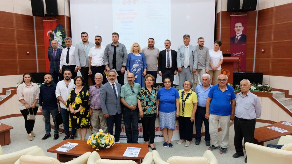 Gümüşhane’de Cumhuriyetin 100.yılında Turizm sempozyumu başladı