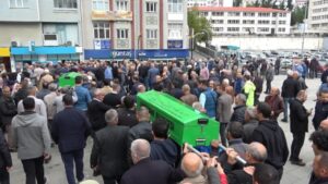 Tokat’taki feci kazada hayatını kaybeden 3 kişi Gümüşhane’de son yolculuğuna uğurlandı