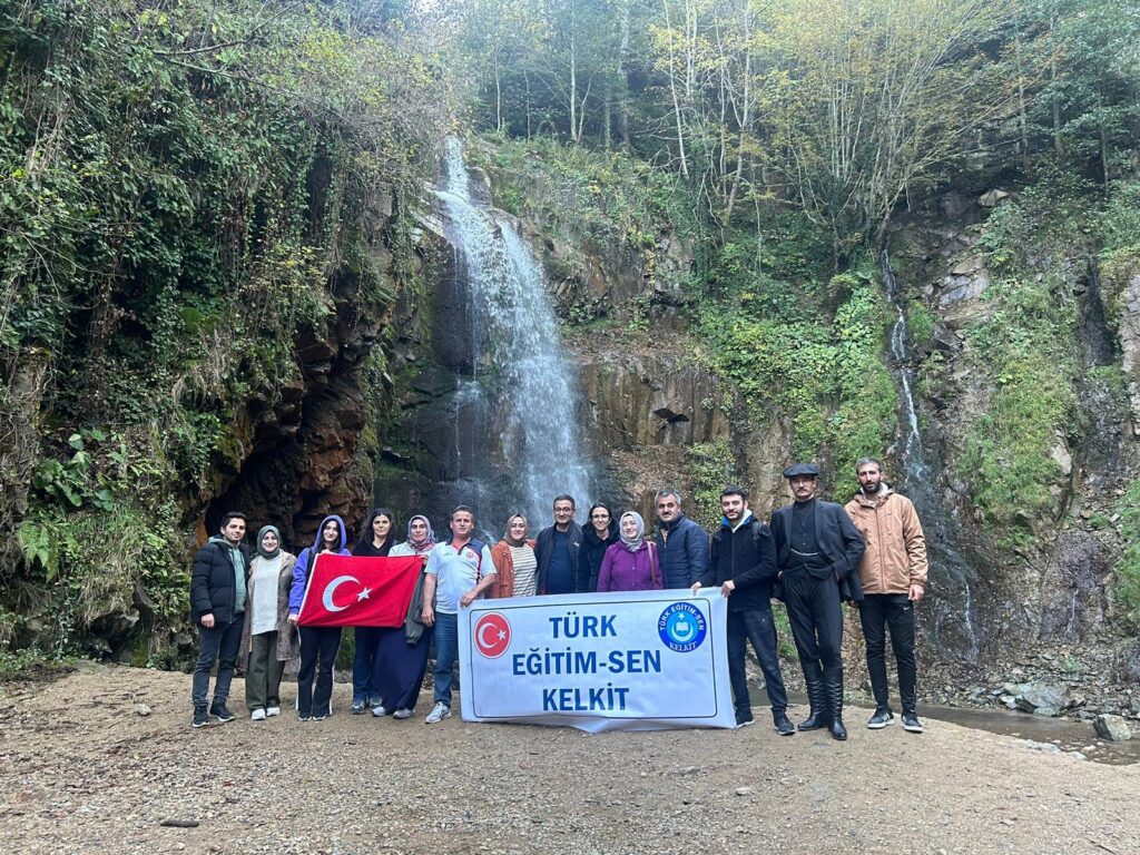 Kelkit Türk Eğitim-Sen’den 100.Yıl Cumhuriyet Yürüyüşü