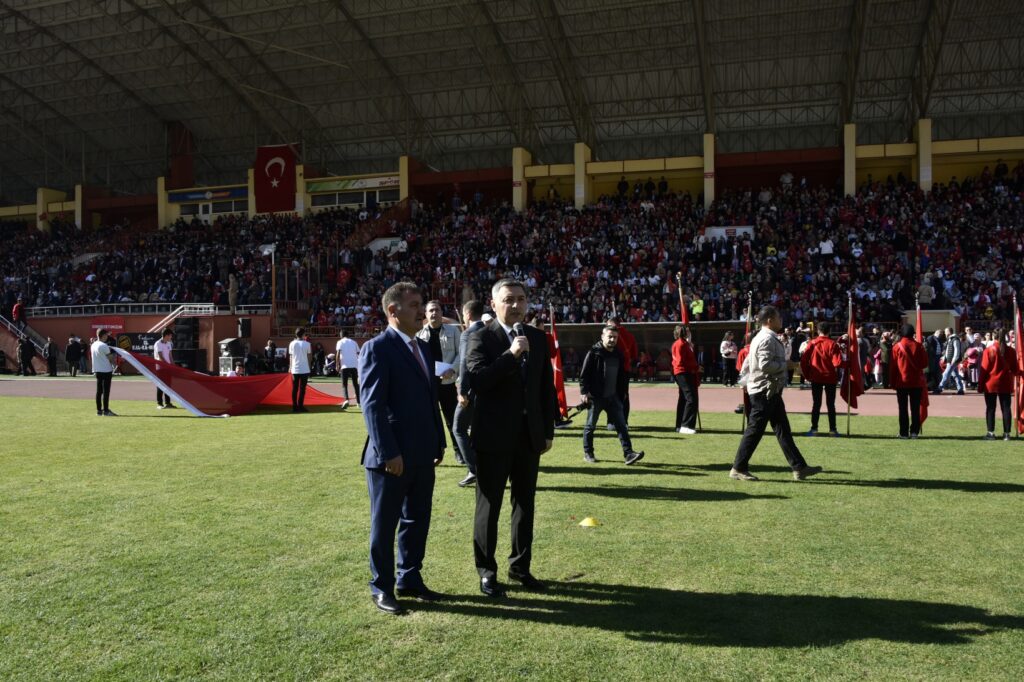 Vali Tanrısever teşekkür etti