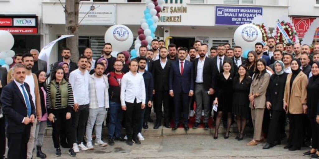 Genç Sağlık Sendikası Trabzon’da açıldı