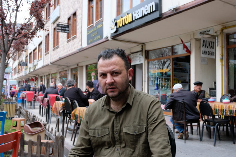 ‘Fakir fukaranın TOKİ hakkından elinizi çekin’