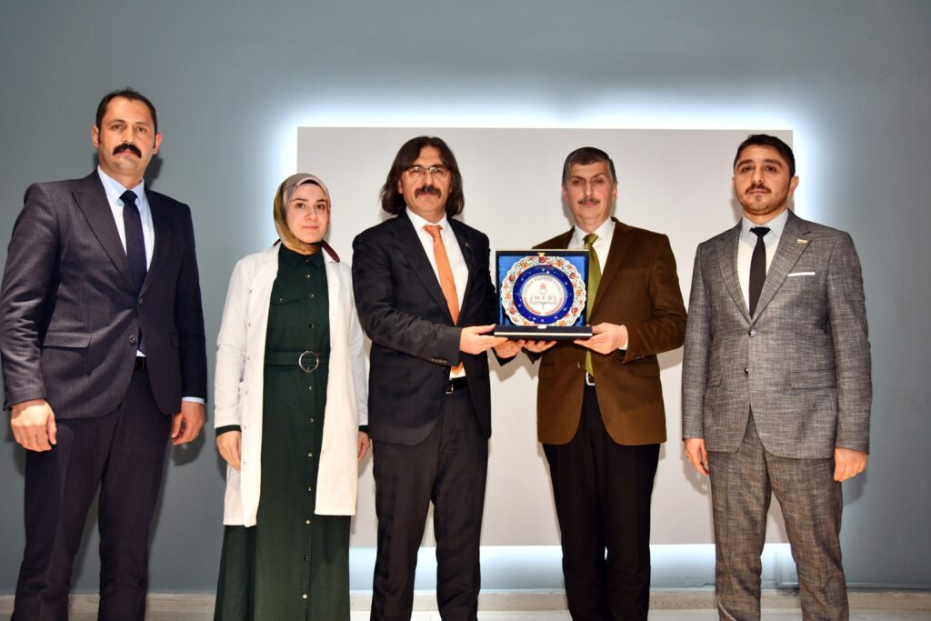 Akif Fen Lisesinde anıldı