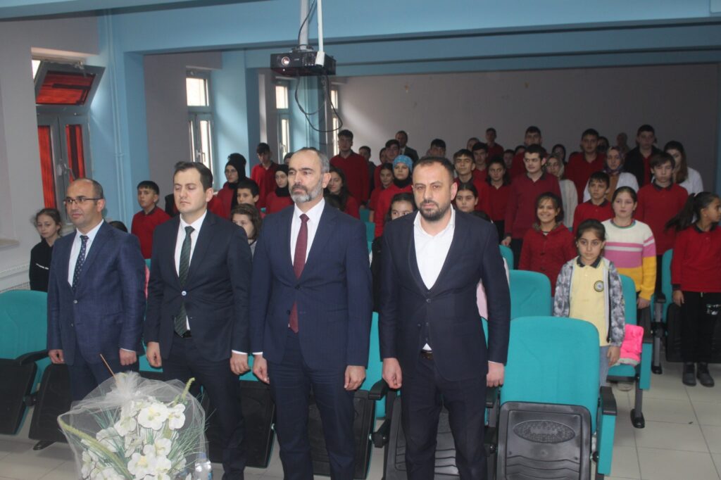 Rektör Türkmen Torul’da sporu anlattı