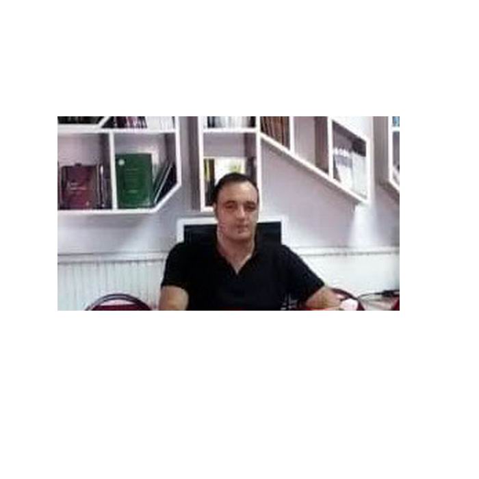 “İşçi kardeşlerimizin yanında durmak zorundayız”