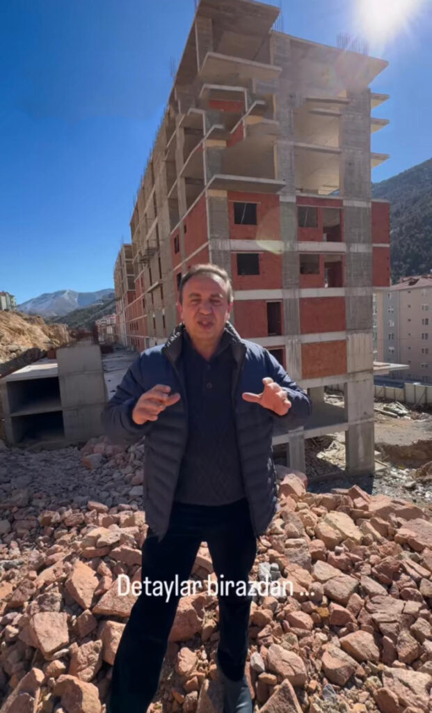 “Her köşesinden pis kokular geliyor”