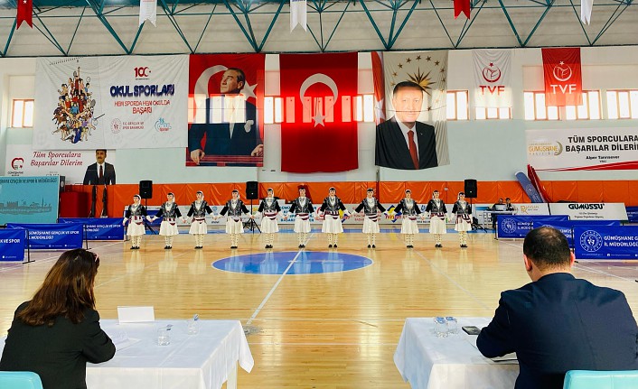 Halk oyunları yarışmaları yapıldı