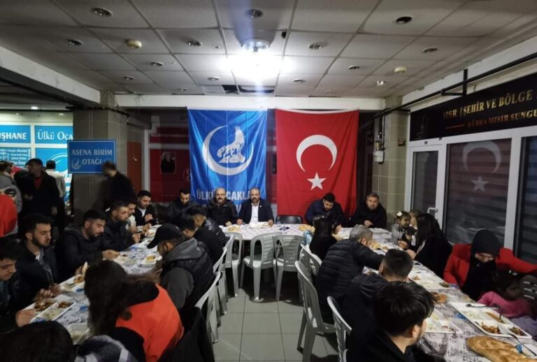 Geleneksel Ülkü Ocakları iftar programı sürüyor