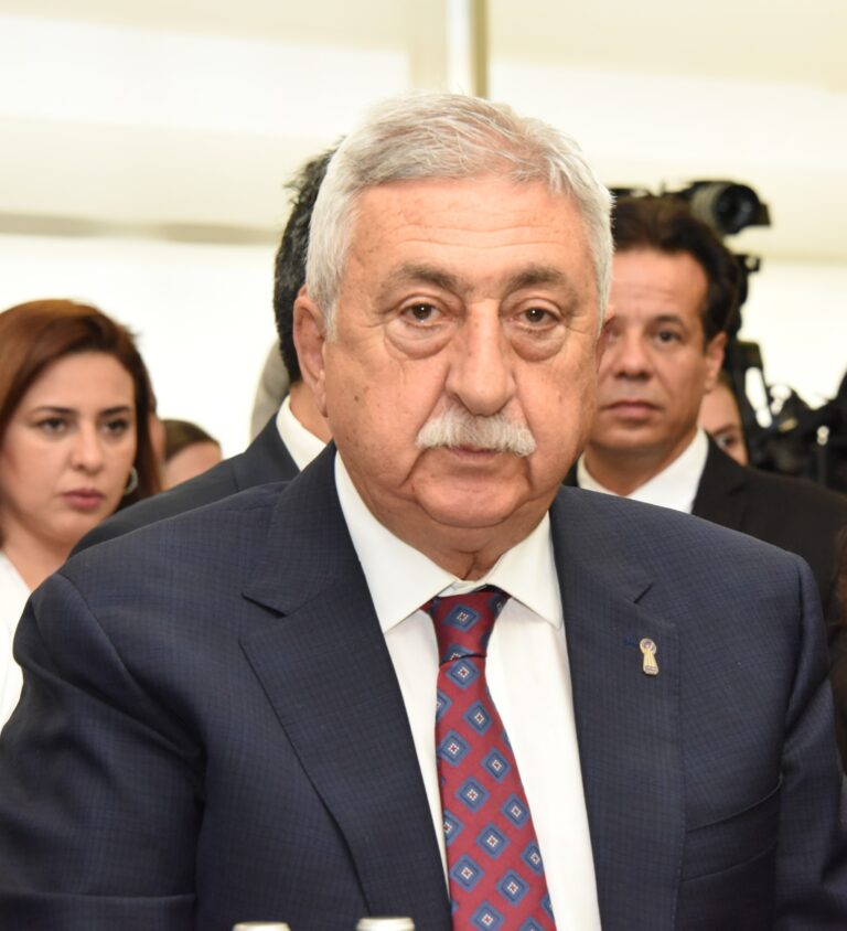 PALANDÖKEN, “SİGARA ZAMMI ÇÖZÜM DEĞİL”