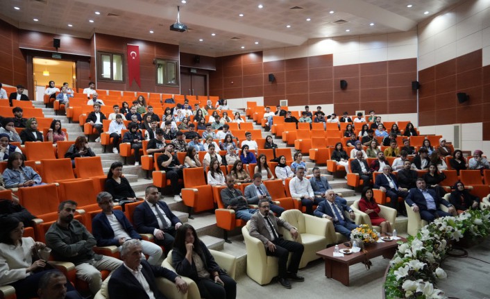 Gümüşhane Üniversitesi’nde Doğa Turizmi Paneli gerçekleştirildi