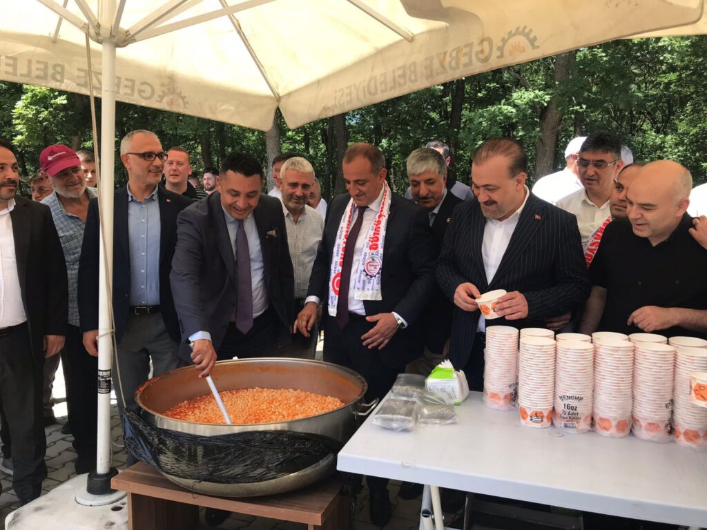 Başkan Başer, Kocaeli’deki Gümüşhanelilerle bir araya geldi