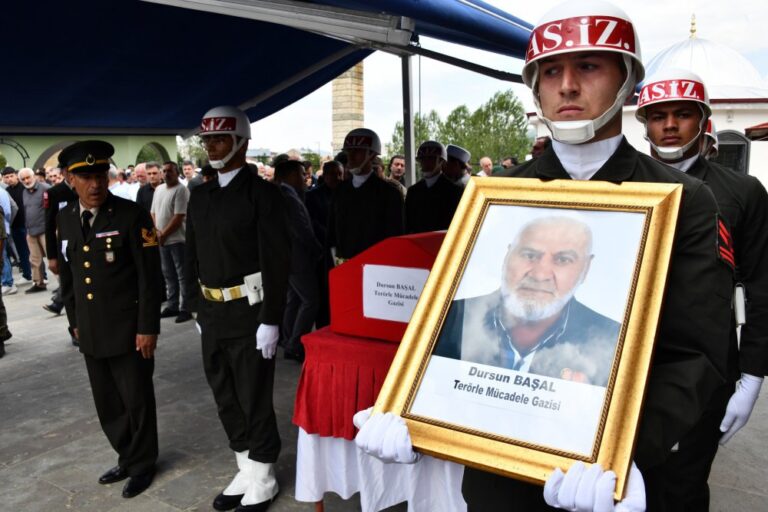 Gazi Dursun Başal son yolculuğuna uğurlandı