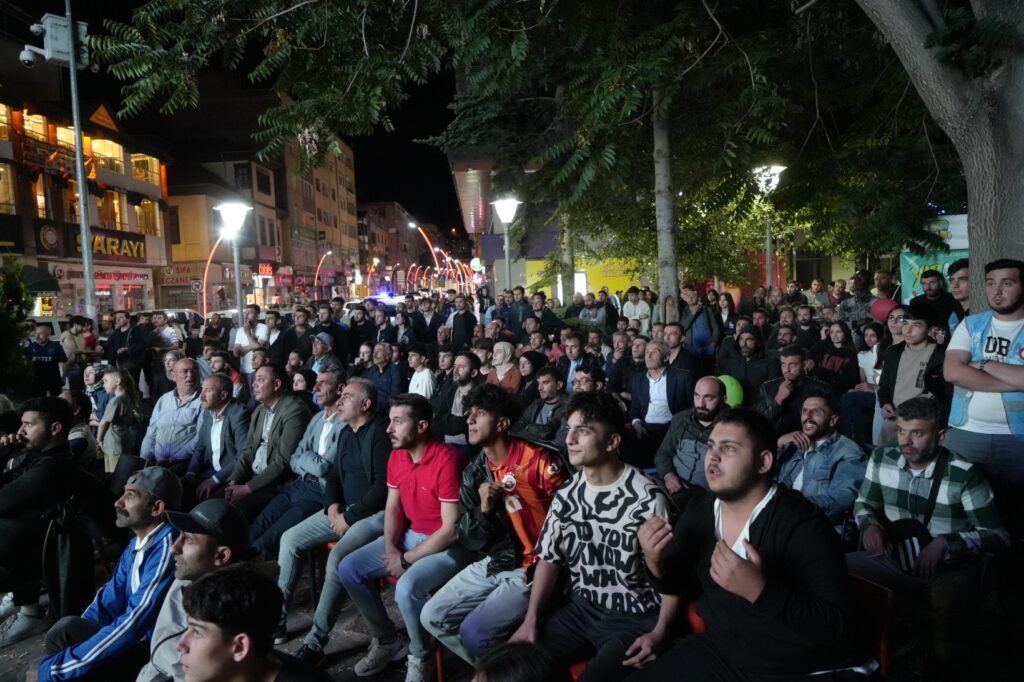 Gümüşhane’de milli takım coşkusu