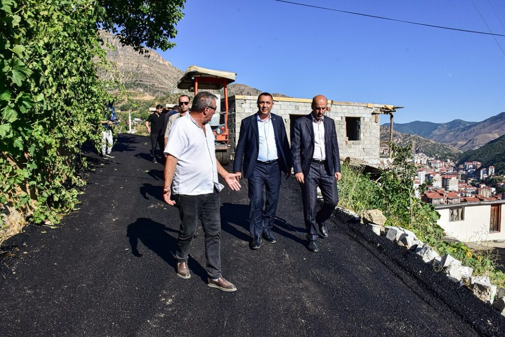 Belediyeden özlenen asfalt çalışması başladı