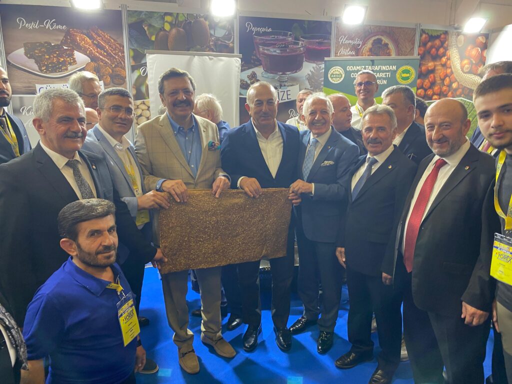 Gümüşhane yöresel ürünleriyle göz doldurdu