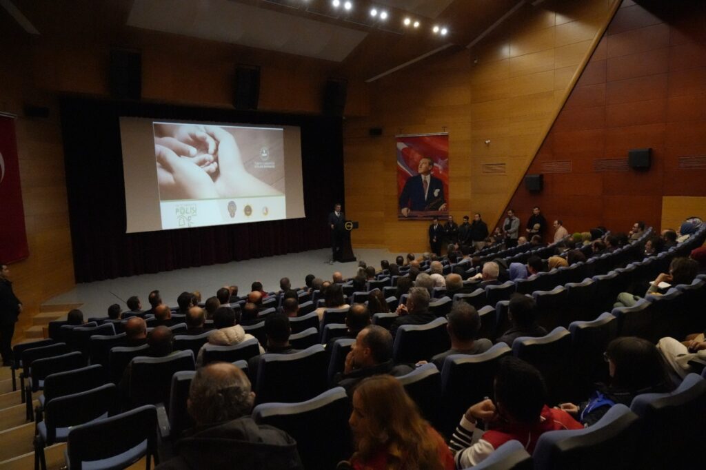Gümüşhane’de Bağımlılıkla Mücadele Toplantısı gerçekleştirildi