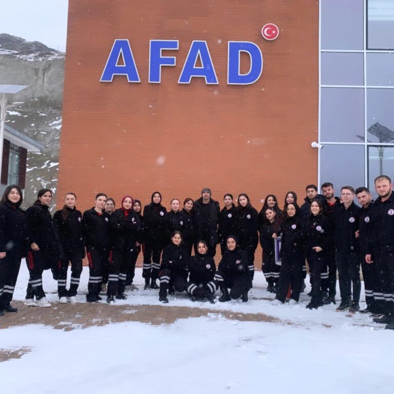 Şiran Mustafa Beyaz MYO öğrencileri tatbikatta