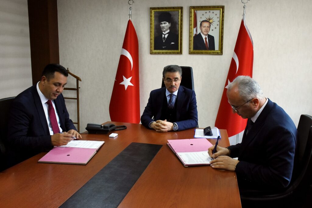 65 yaş üzeri vatandaşlar ve engelliler için anlamlı protokol