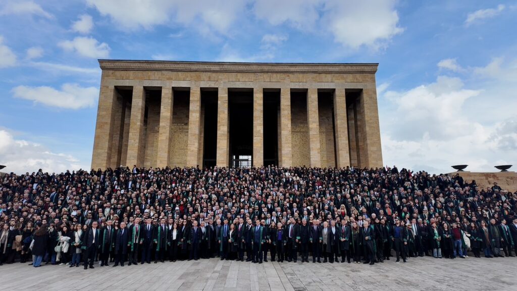 Baro Başkanı Aslan “Savunmanın bağımsızlığı ve hukukun üstünlüğü için görevimizin başındayız”