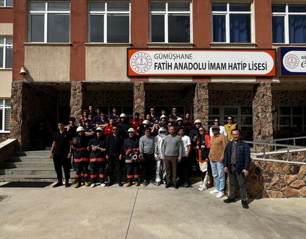 Kürtün MYO Lise Öğrencilerini İtfaiyecilikle Tanıştırdı!