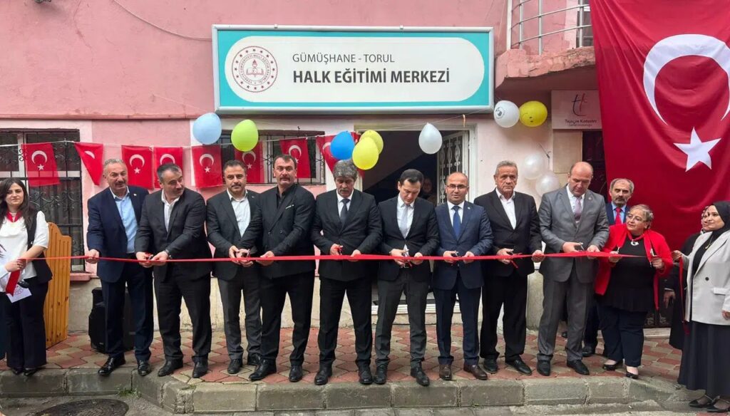 Torul’da Halk Eğitimi Merkezinden “El Emeği Göz Nuru” sergisi