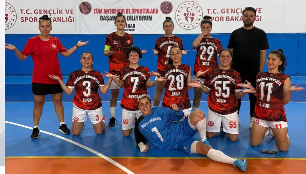 GÜ Kadın Futsal Takımı Süper Lig’e yükseldi