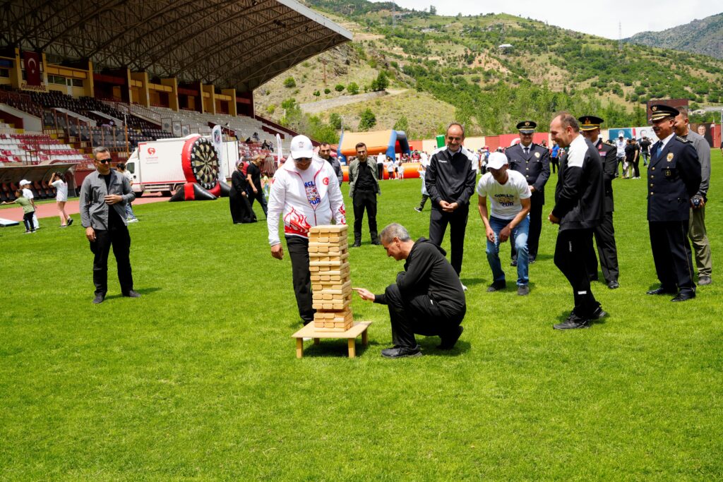 Gümüşhane’de çocuklara özel Gençlik Spor Festivali düzenlendi