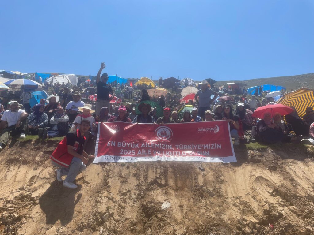 Aile ve Sosyal Hizmetler İl Müdürlüğü, yaylada yürüttüğü farkındalık çalışmalarına devam ediyor